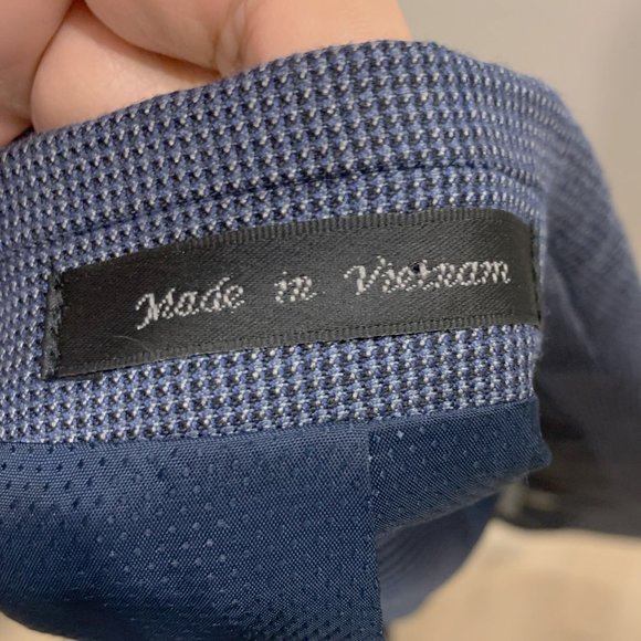 Michael Kors Men's Blue Blazer size 40R looks new - Picture 2 of 10